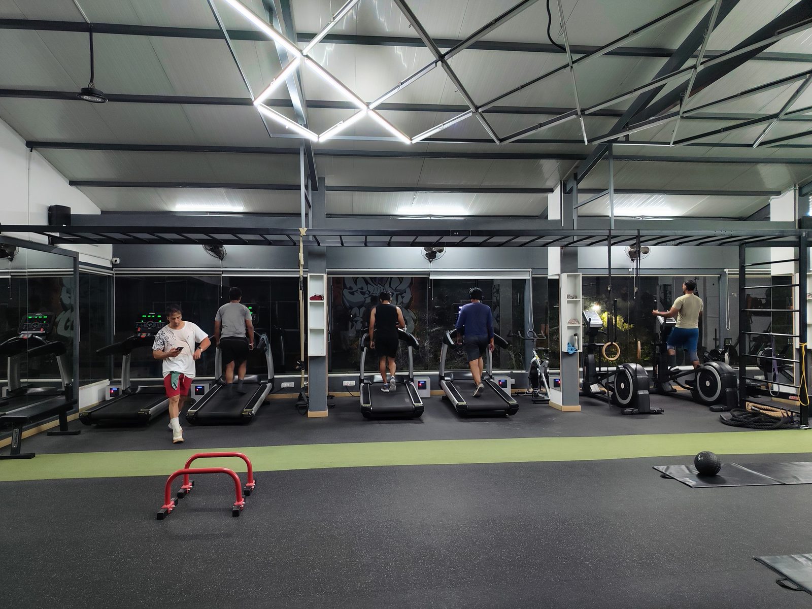 Fitness Garage gym interior